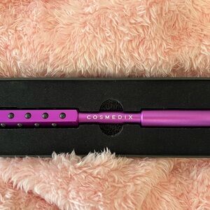 NIB Cosmedix Purple Facial Massage Roller